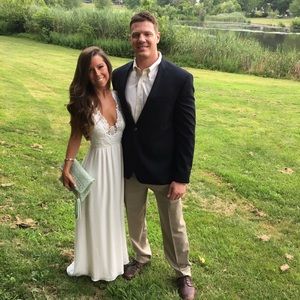 White romantic maxi dress 👗